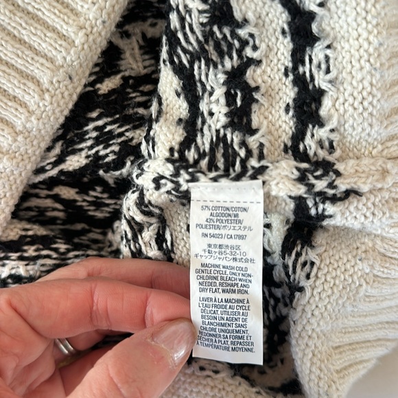 Old Navy Fair Isle Boat sweater - Picture 5 of 6
